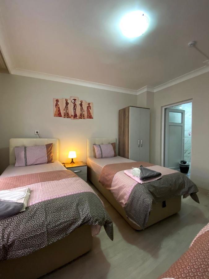 Tekinler Otel บาลึคเคสิจ ภายนอก รูปภาพ
